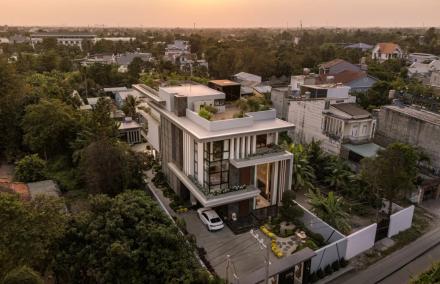 Biệt Thự 1.040m2 TP.HCM: Kh&aacute;m Ph&aacute; Đặc Quyền Sống Chuẩn "Home Resort" Của Giới Si&ecirc;u Gi&agrave;u
