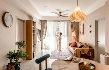 Cải Tạo Căn Hộ 2 Ph&ograve;ng Ngủ TP.HCM: Đậm Chất "Contemporary Retro" Với Dấu Ấn Họa Tiết Caro Độc Bản