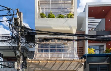 Nh&agrave; Phố 40m2 Hướng T&acirc;y: Tuyệt T&aacute;c "Giấy Ghi Ch&uacute;" - Nghệ Thuật Gấp Xếp Kh&ocirc;ng Gian & Chống N&oacute;ng