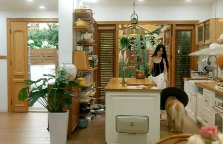  Cải Tạo Biệt Thự Cũ 300m2 Th&agrave;nh "Phim Trường Chữa L&agrave;nh": B&agrave;i Học Thiết Kế C&aacute; Nh&acirc;n H&oacute;a Từ Nữ Tiktoker Triệu View